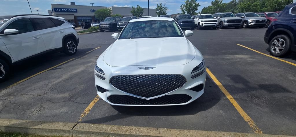 2026 GENESIS G70 Standard - Photo 18