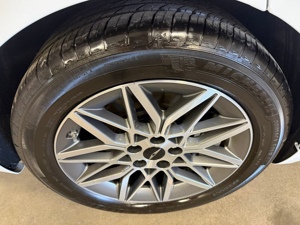 2025 GENESIS G80 Base - Photo 16