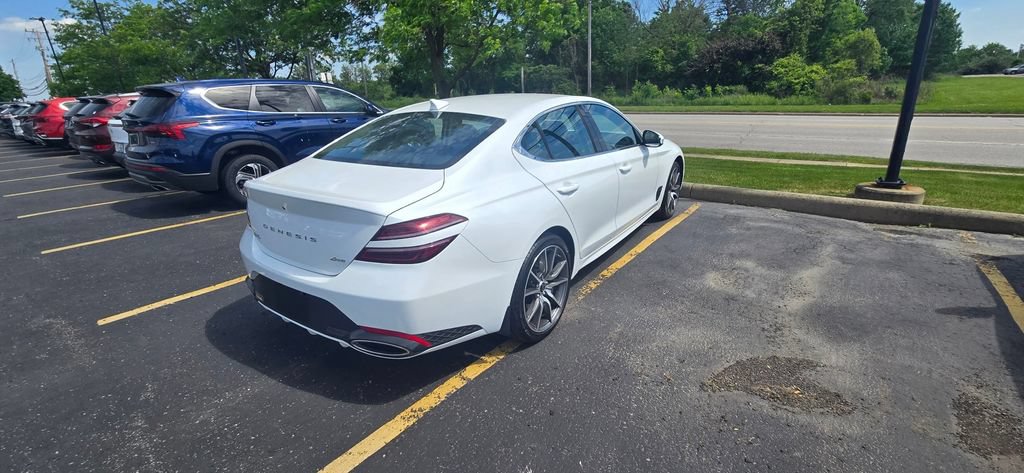 2026 GENESIS G70 Standard - Photo 13
