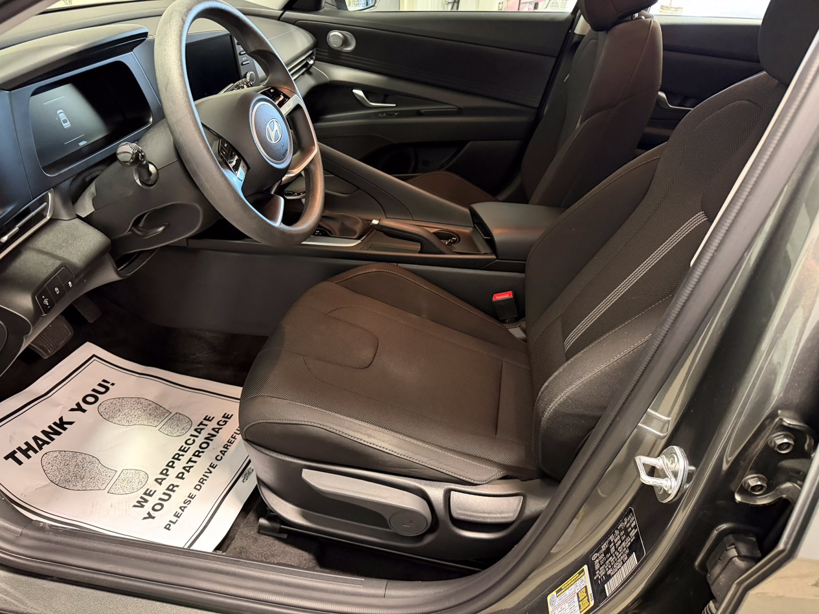 2024 Hyundai Elantra SE - Photo 25