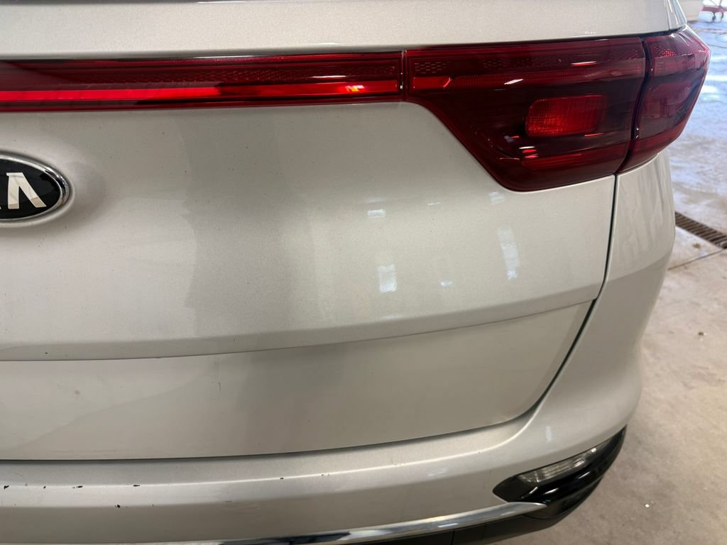2022 Kia Sportage LX - Photo 21