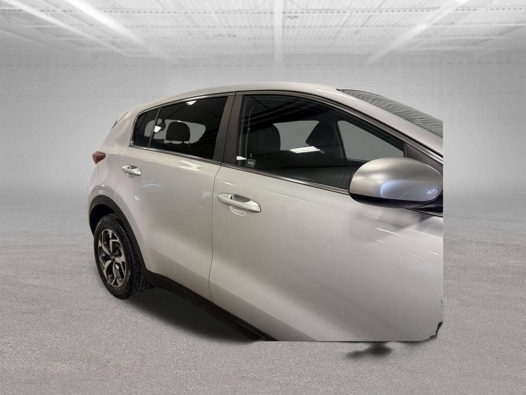 2022 Kia Sportage LX - Photo 13