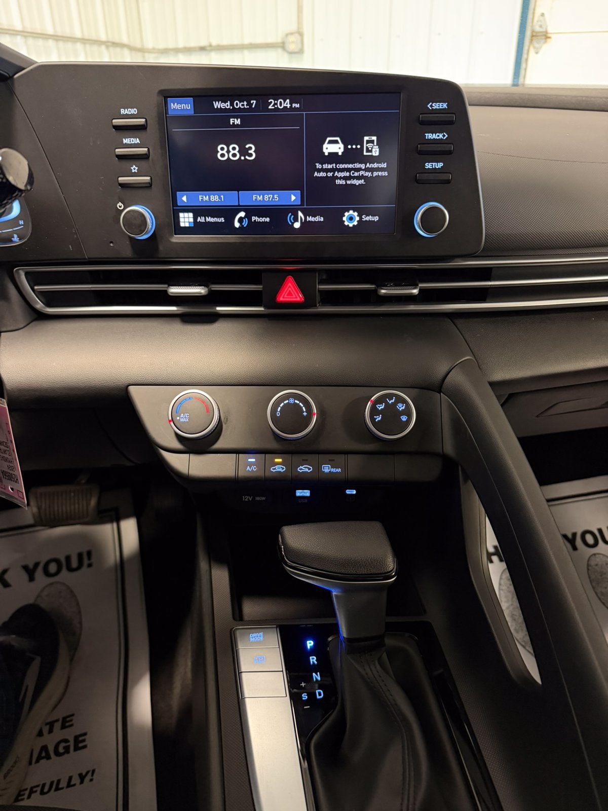 2024 Hyundai Elantra SE - Photo 40