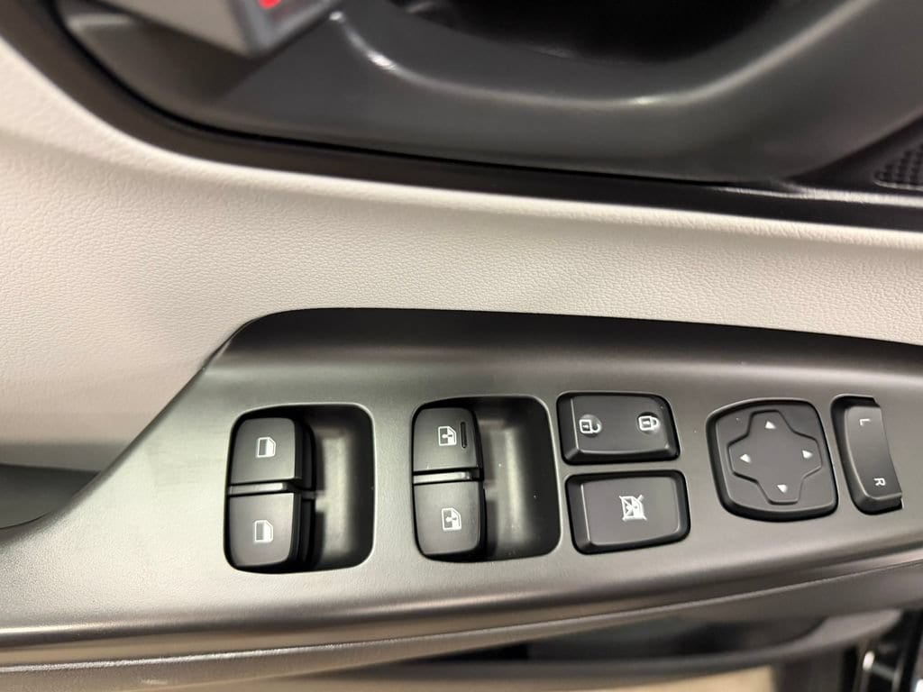2023 Hyundai Kona SEL - Photo 21