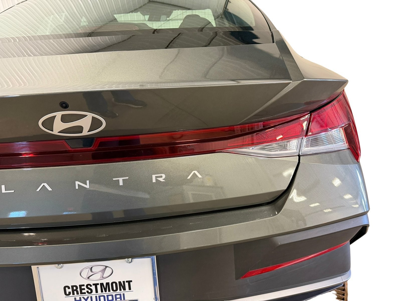 2024 Hyundai Elantra SE - Photo 22