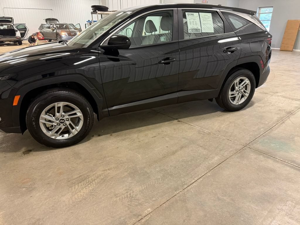 2025 Hyundai Tucson SE - Photo 7