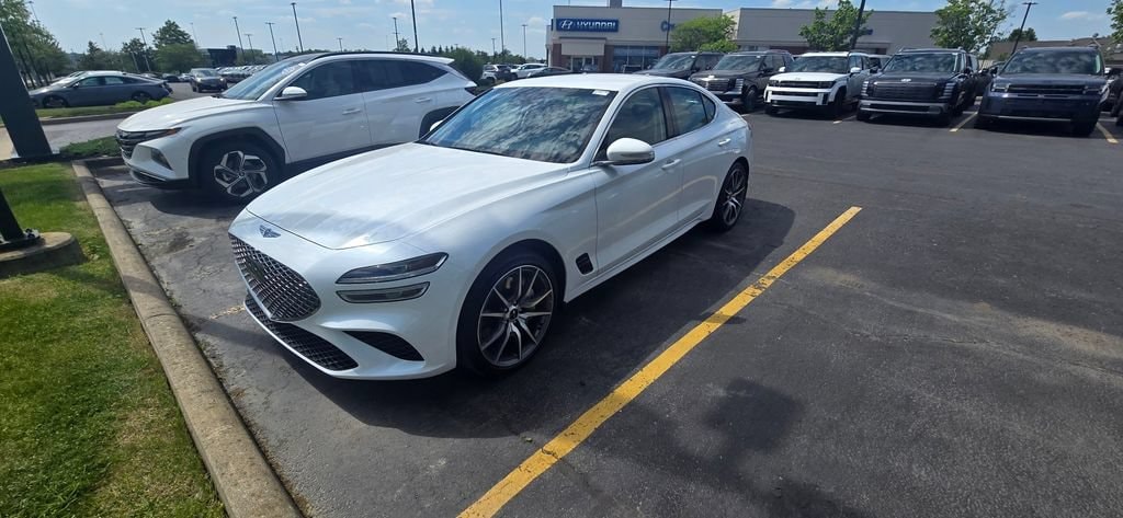 2026 GENESIS G70 Standard - Photo 17