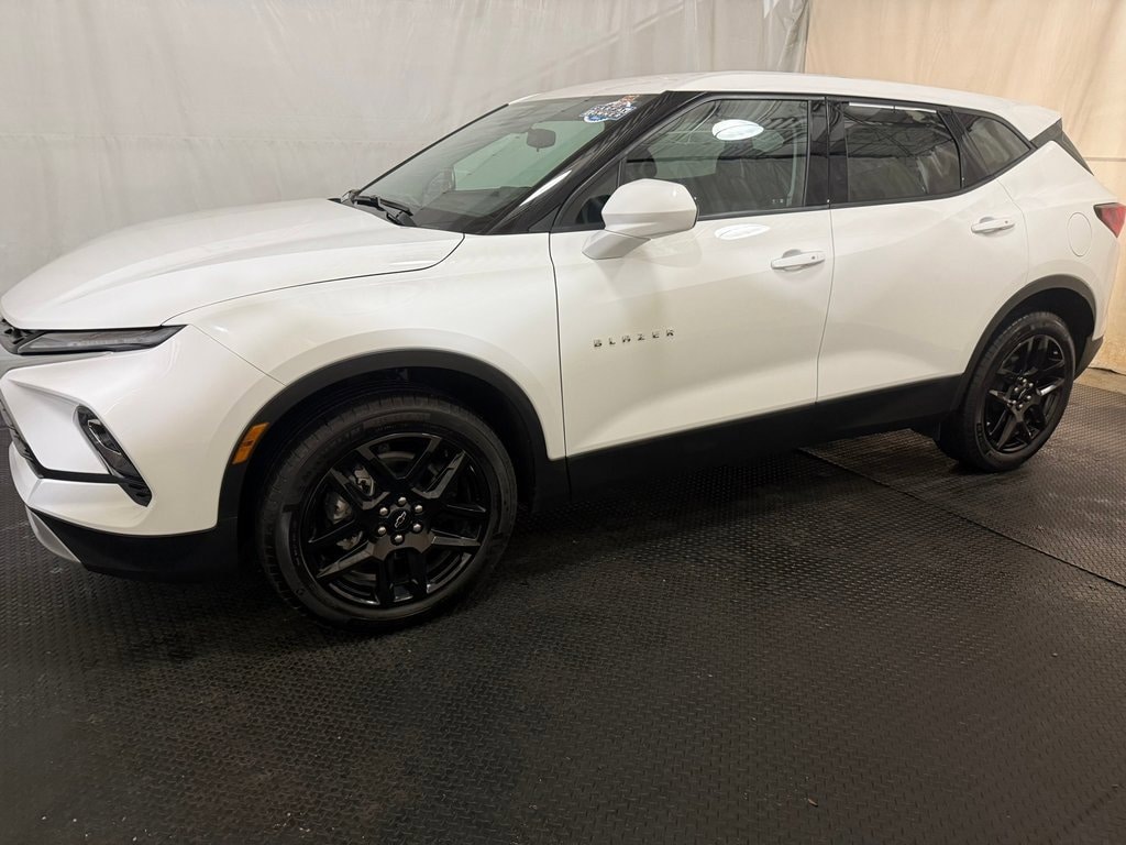 Used 2025 Chevrolet Blazer LT w/2LT SUV