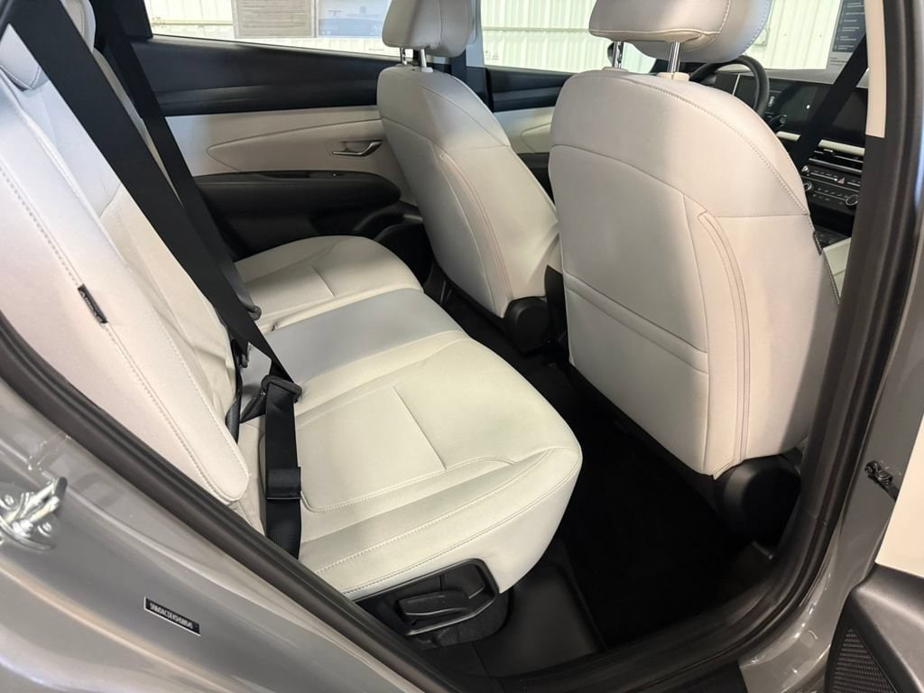 2025 Hyundai Tucson SE - Photo 27