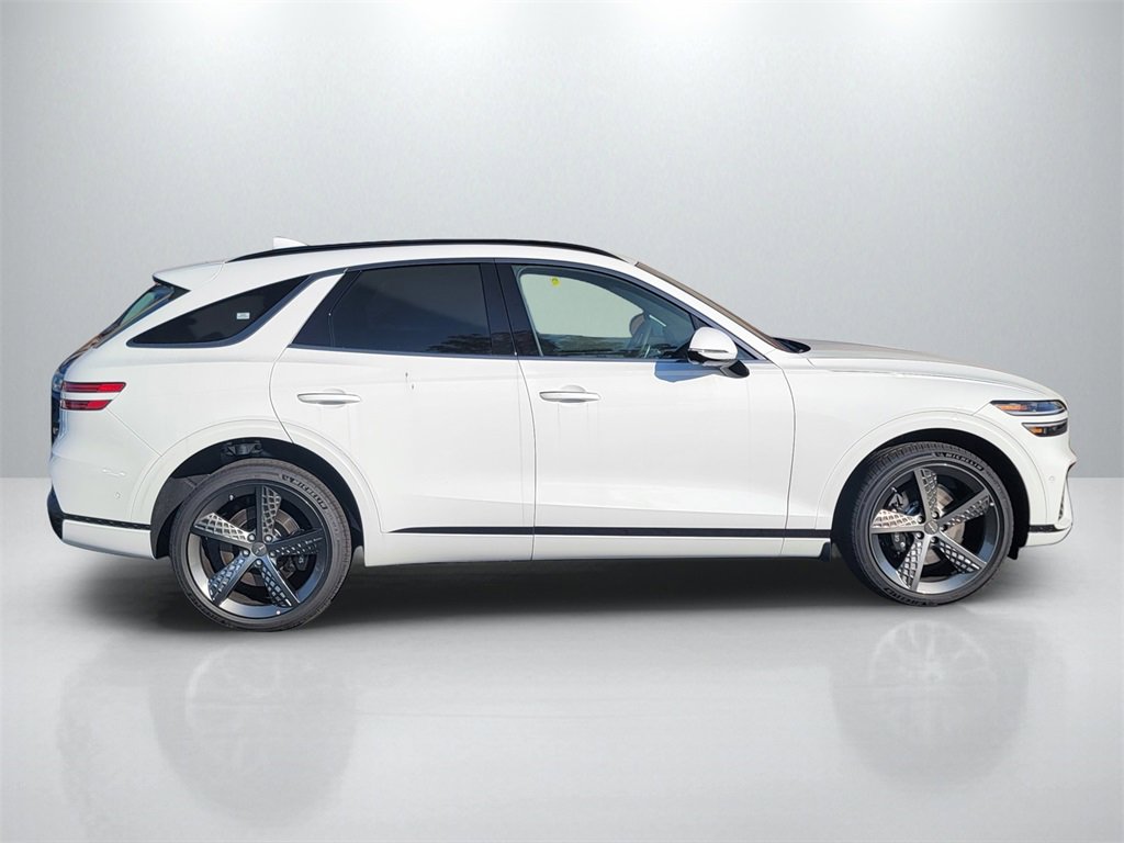 2025 Genesis GV70 3.5T Sport Advanced photo 3