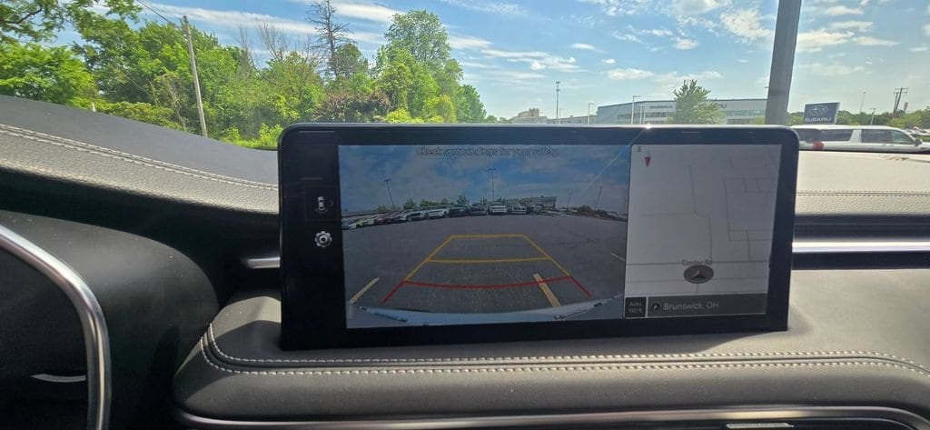 2026 GENESIS G70 Standard - Photo 6
