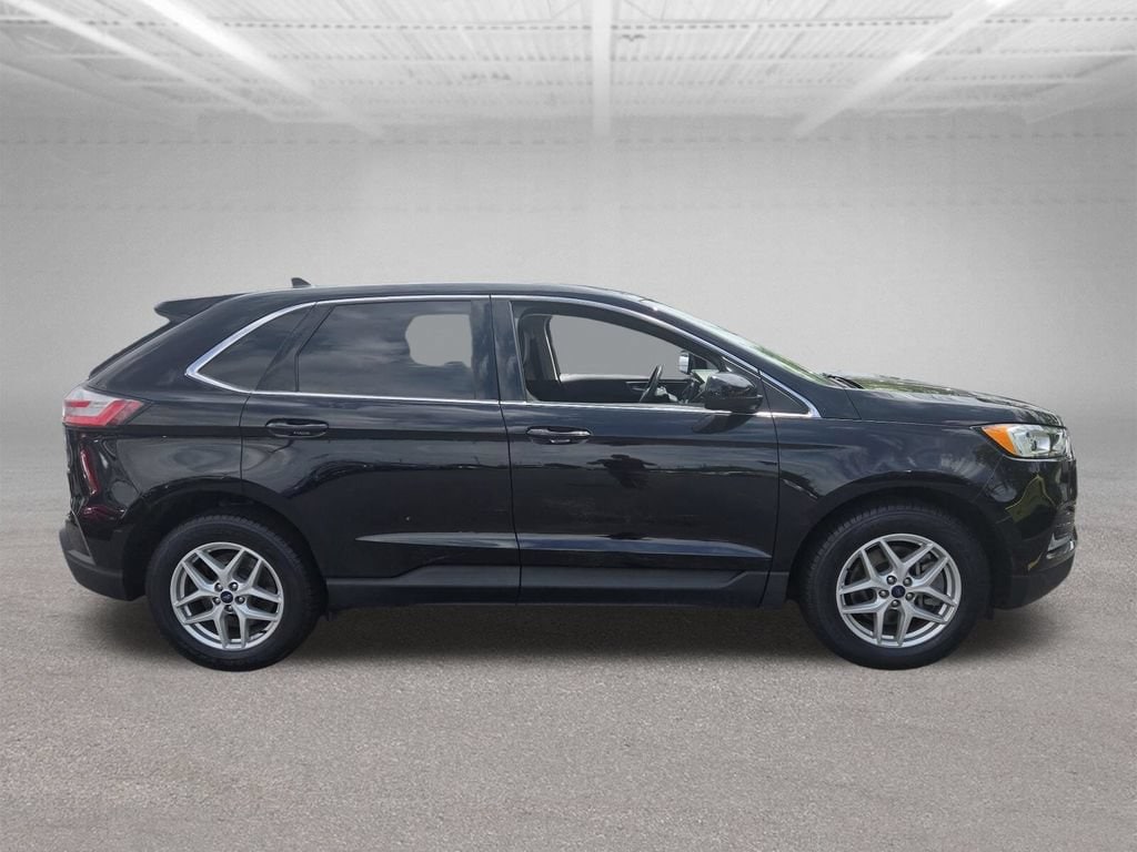 2022 Ford Edge SEL - Photo 11
