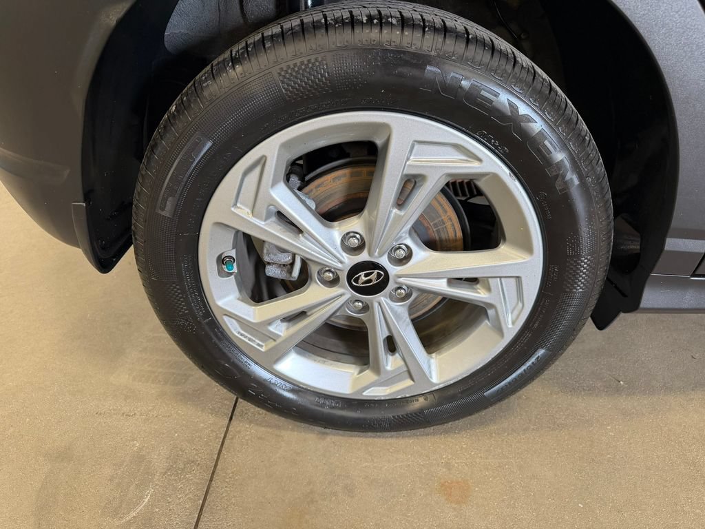 2023 Hyundai Kona SEL - Photo 13
