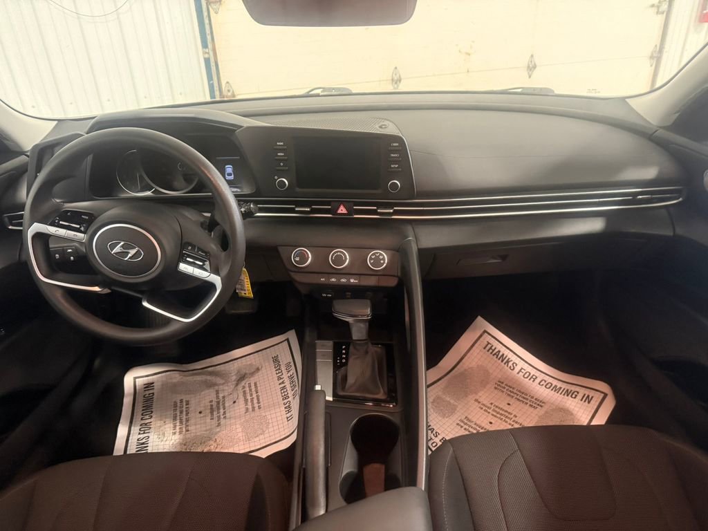 Used 2022 Hyundai Elantra SE with VIN 5NPLL4AG2NH062453 for sale in Brunswick, OH