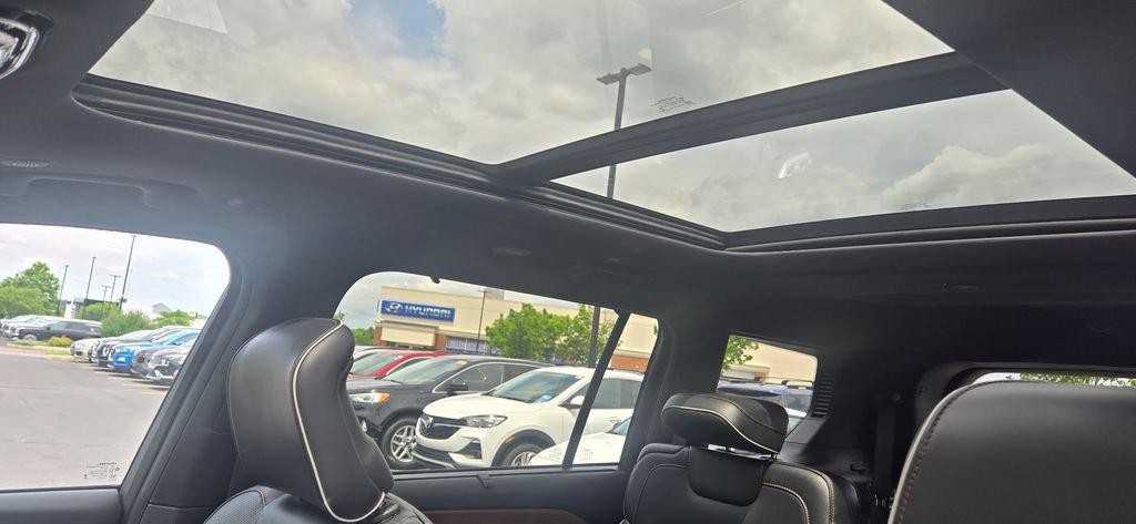 2023 Jeep Grand Cherokee L Summit - Photo 13