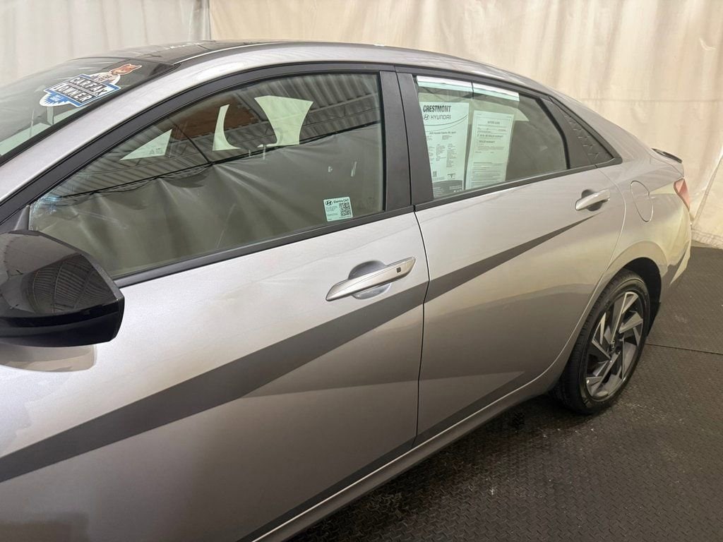 2025 Hyundai Elantra SEL - Photo 10