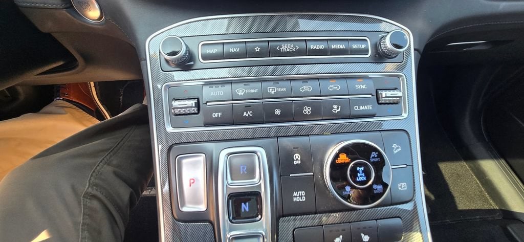2023 Hyundai Santa Fe SEL - Photo 18