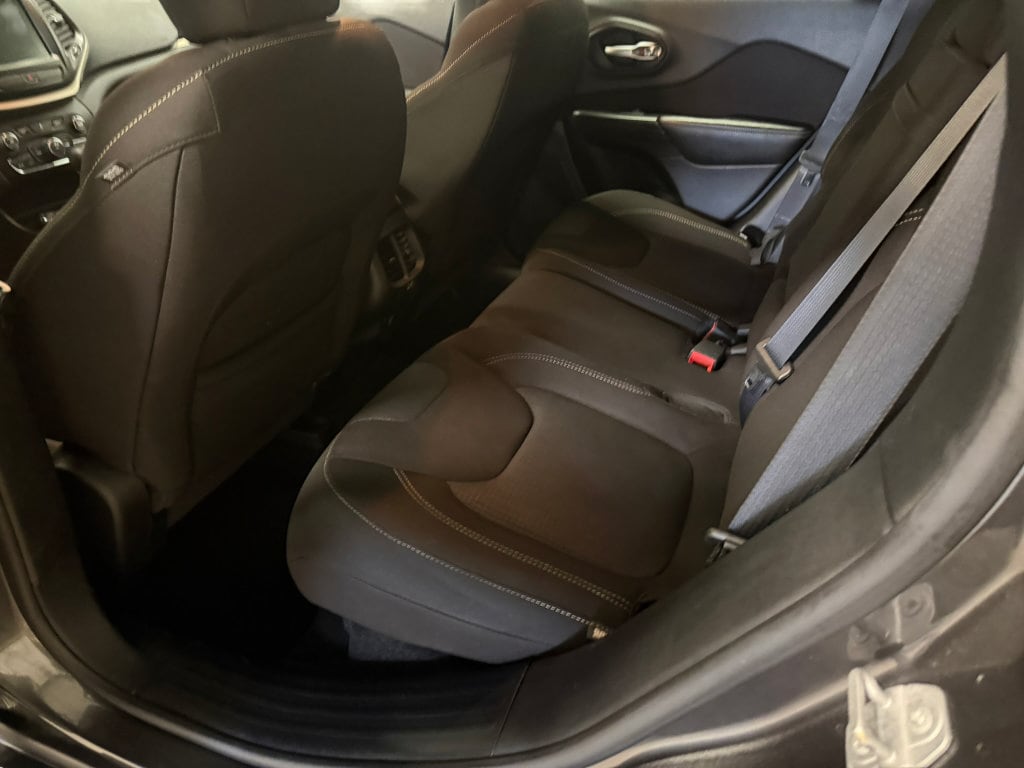 2016 Jeep Cherokee Latitude - Photo 23