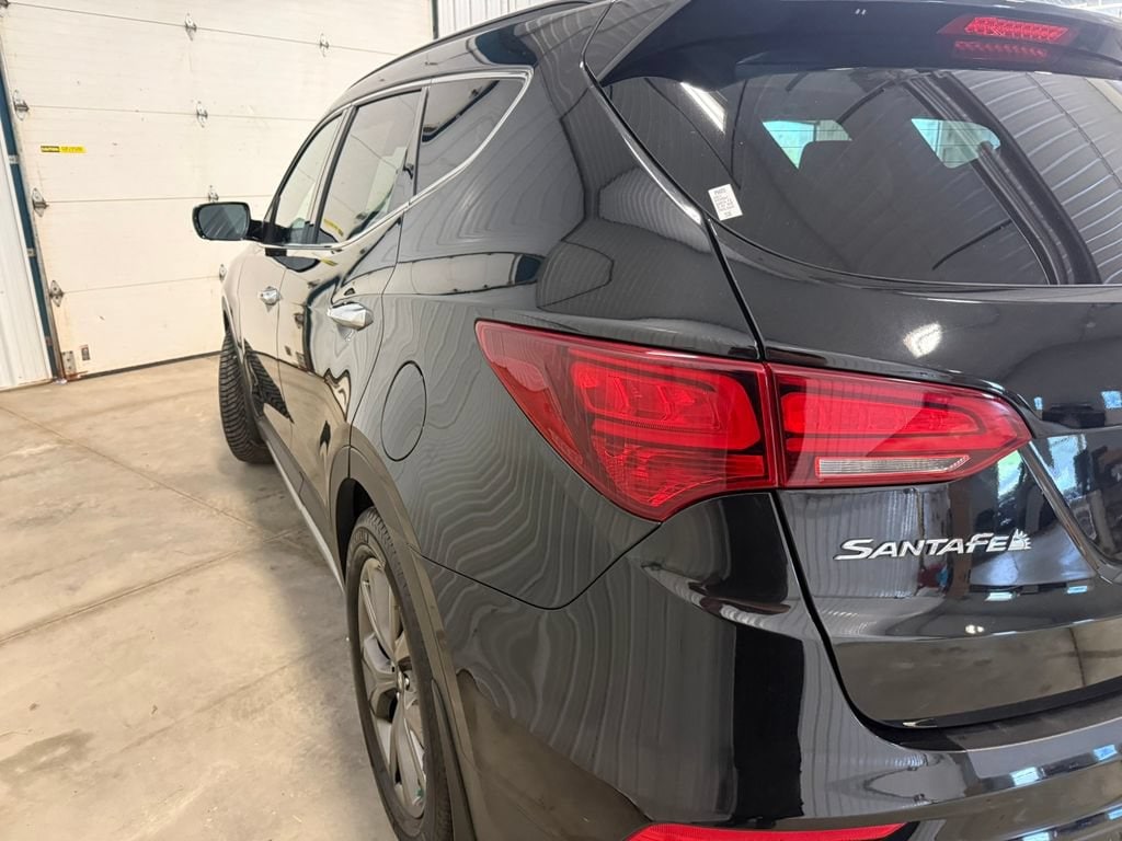 2017 Hyundai Santa Fe Sport 2.0T - Photo 10
