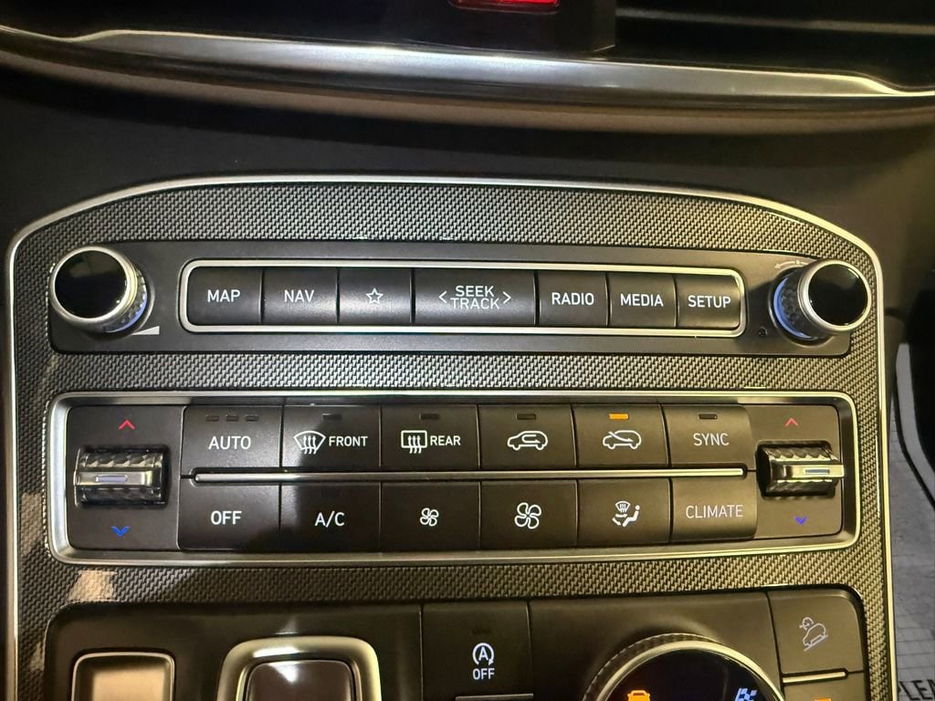 2023 Hyundai Santa Fe Limited - Photo 37