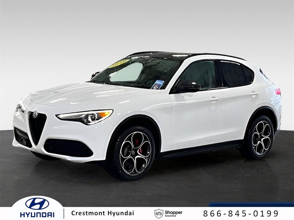 2019 Alfa Romeo Stelvio Ti's photo