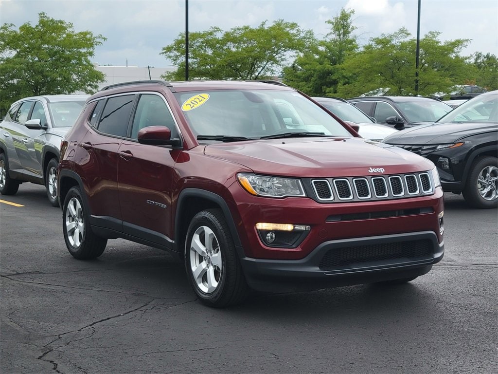 Used 2021 Jeep Compass Latitude with VIN 3C4NJCBB5MT505785 for sale in Brunswick, OH