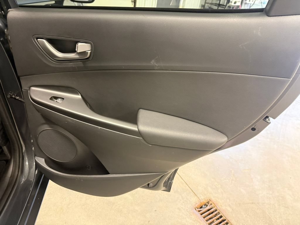 2021 Hyundai Kona Ultimate - Photo 30