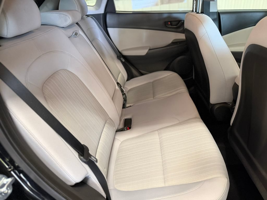 2023 Hyundai Kona SEL - Photo 26