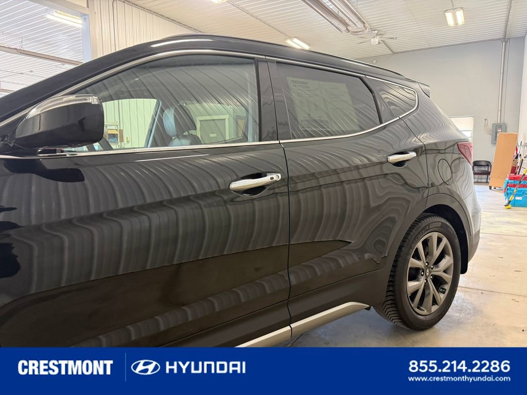 2017 Hyundai Santa Fe Sport 2.0T - Photo 9