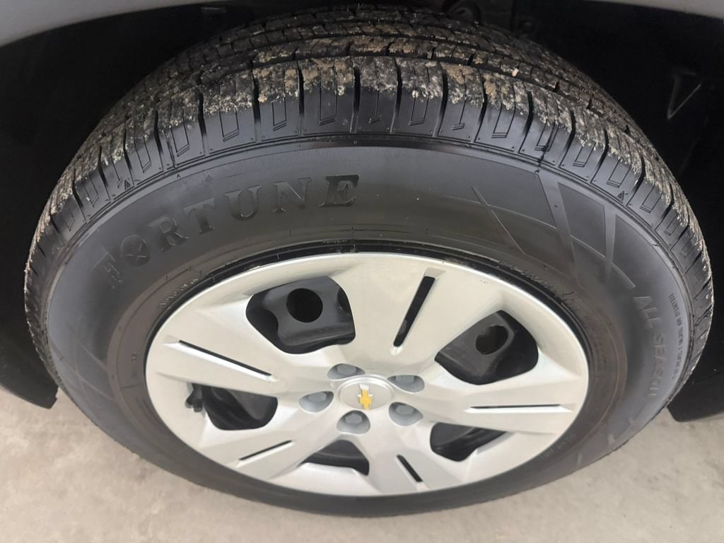 2018 Chevrolet Trax LS - Photo 10