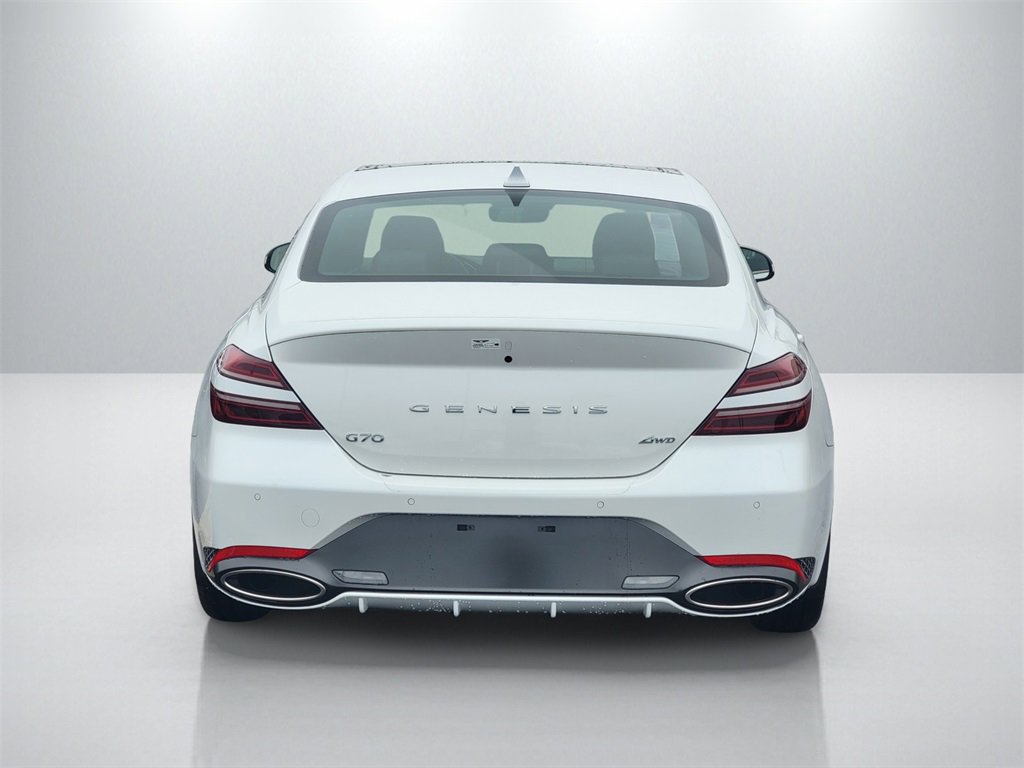 2025 Genesis G70 2.5T Sport Prestige photo 4