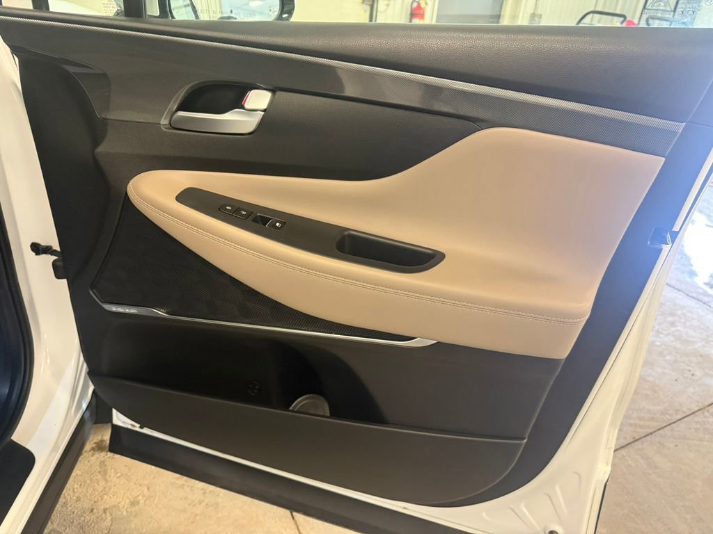 2023 Hyundai Santa Fe Limited - Photo 31