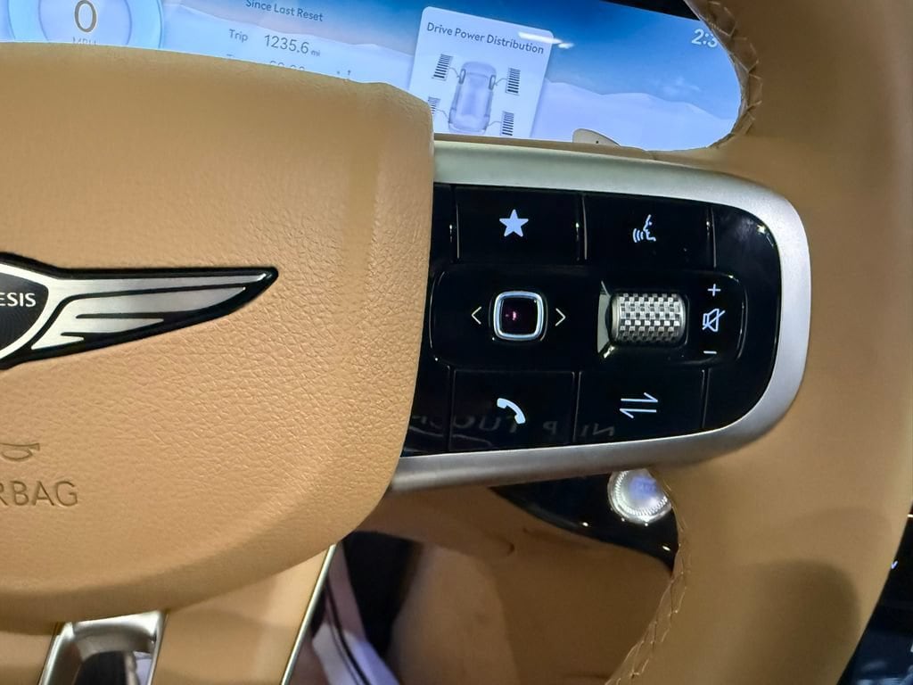 2025 GENESIS G80 Base - Photo 34