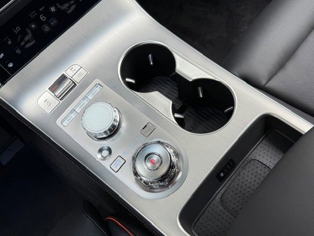 2026 GENESIS GV70 Sport Advanced - Photo 25