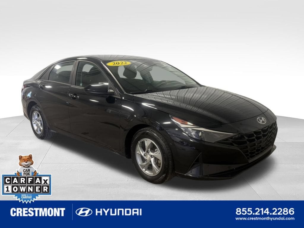 Used 2022 Hyundai Elantra SE Sedan