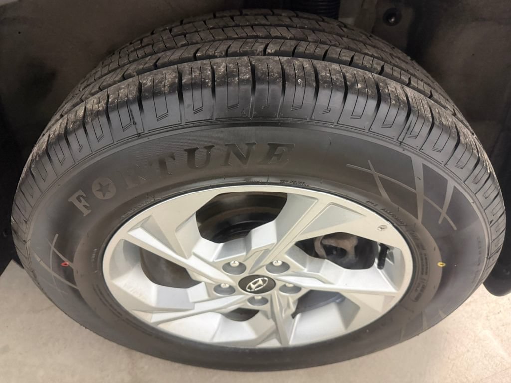 2024 Hyundai Tucson SE - Photo 11