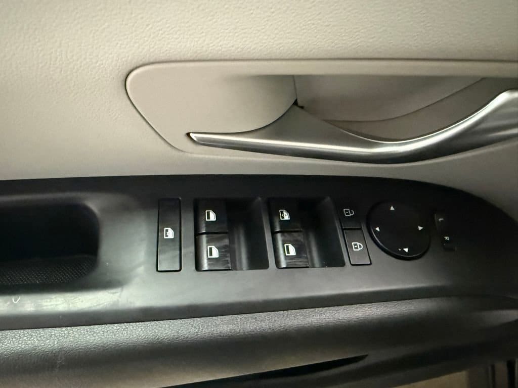 2025 Hyundai Tucson SE - Photo 15