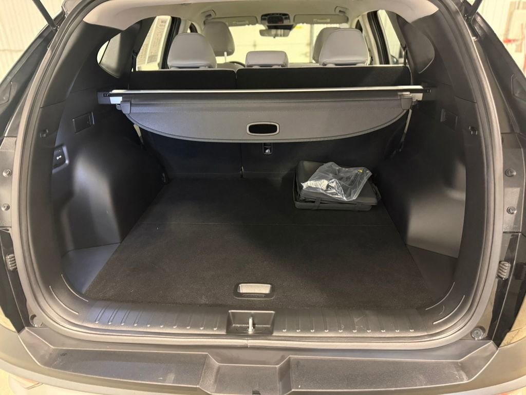 2025 Hyundai Tucson SE - Photo 20