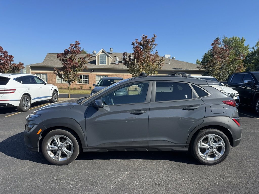 2023 Hyundai Kona SEL photo 3