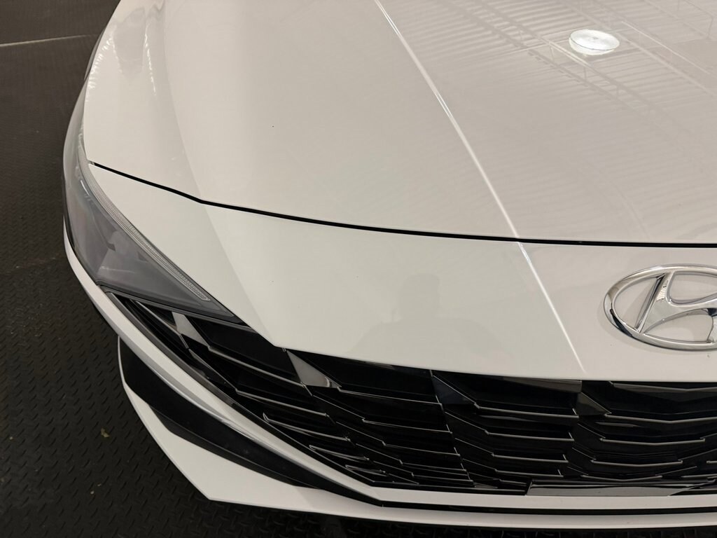 Certified 2023 Hyundai Elantra HEV Limited Sedan