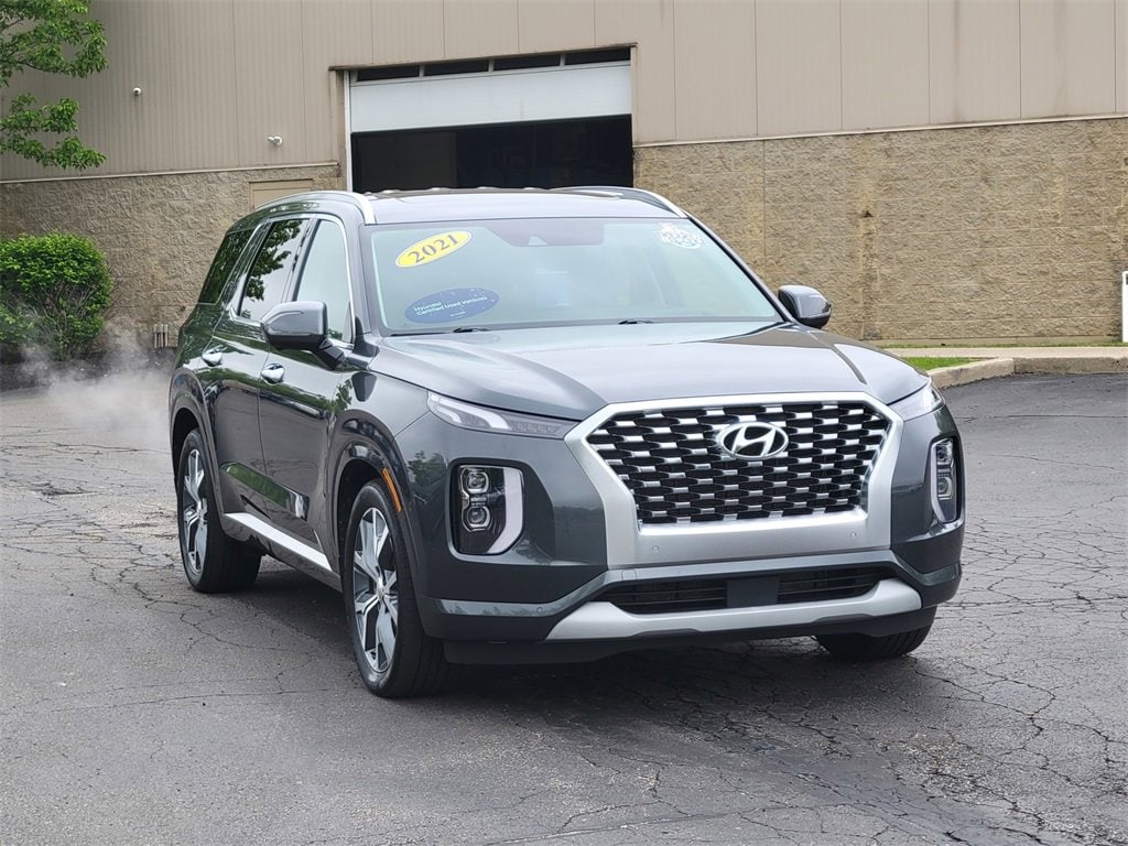 Certified 2021 Hyundai Palisade Limited with VIN KM8R5DHE9MU239704 for sale in Brunswick, OH