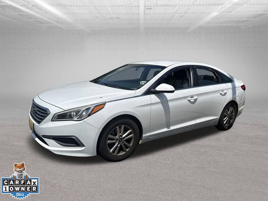 Used 2017 Hyundai Sonata SE Sedan