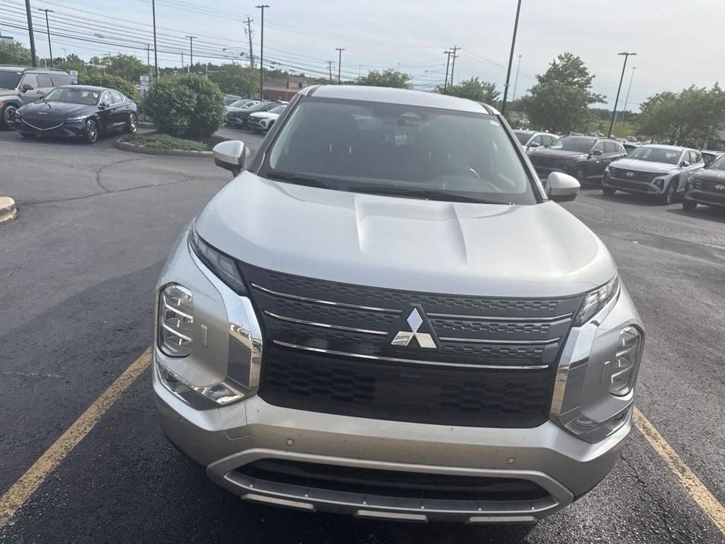 2022 Mitsubishi Outlander SE - Photo 8