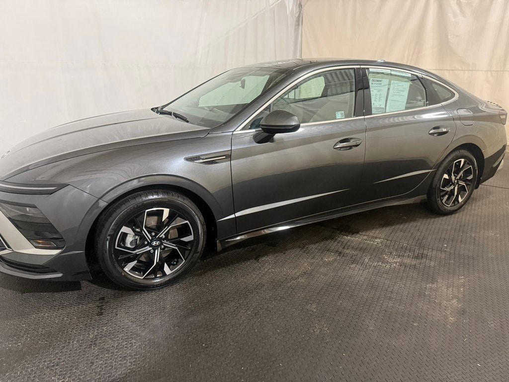 Certified 2025 Hyundai Sonata SEL Sedan