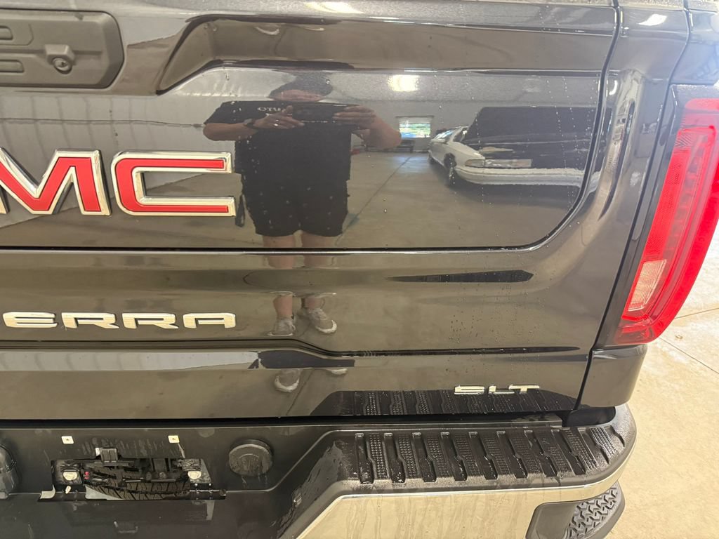 2025 GMC Sierra 1500 SLT - Photo 22