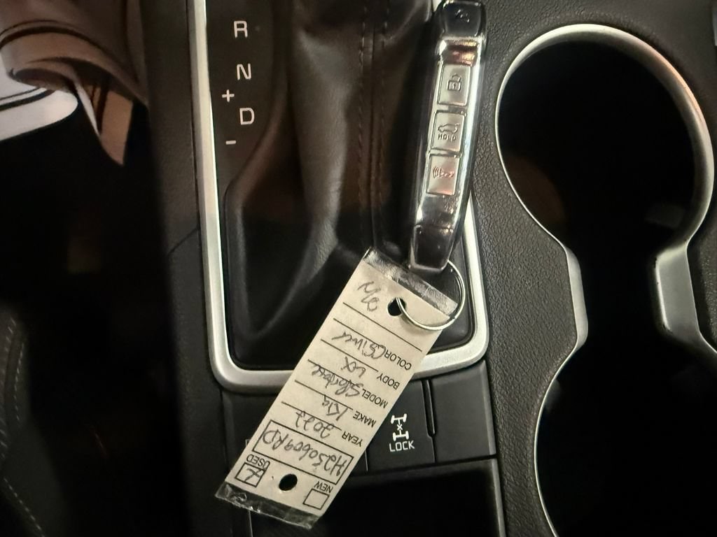 2022 Kia Sportage LX - Photo 40