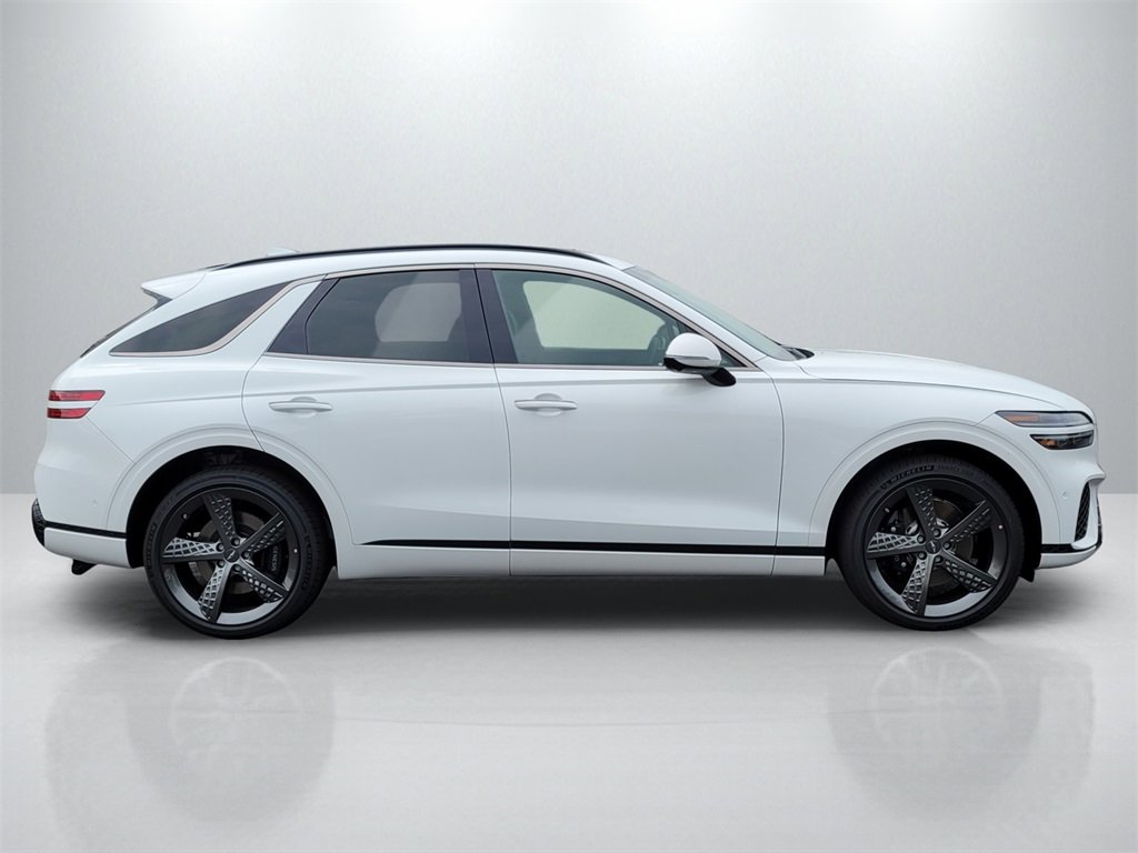 2025 Genesis GV70 3.5T Sport Advanced photo 2