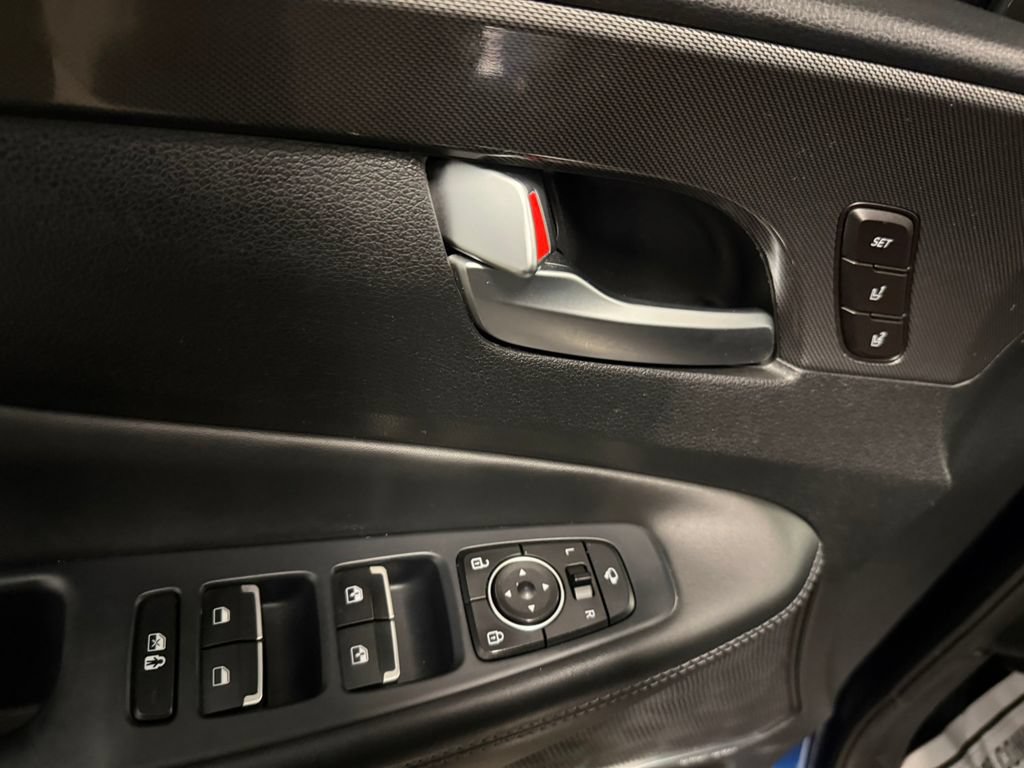 2021 Hyundai Santa Fe Limited - Photo 20