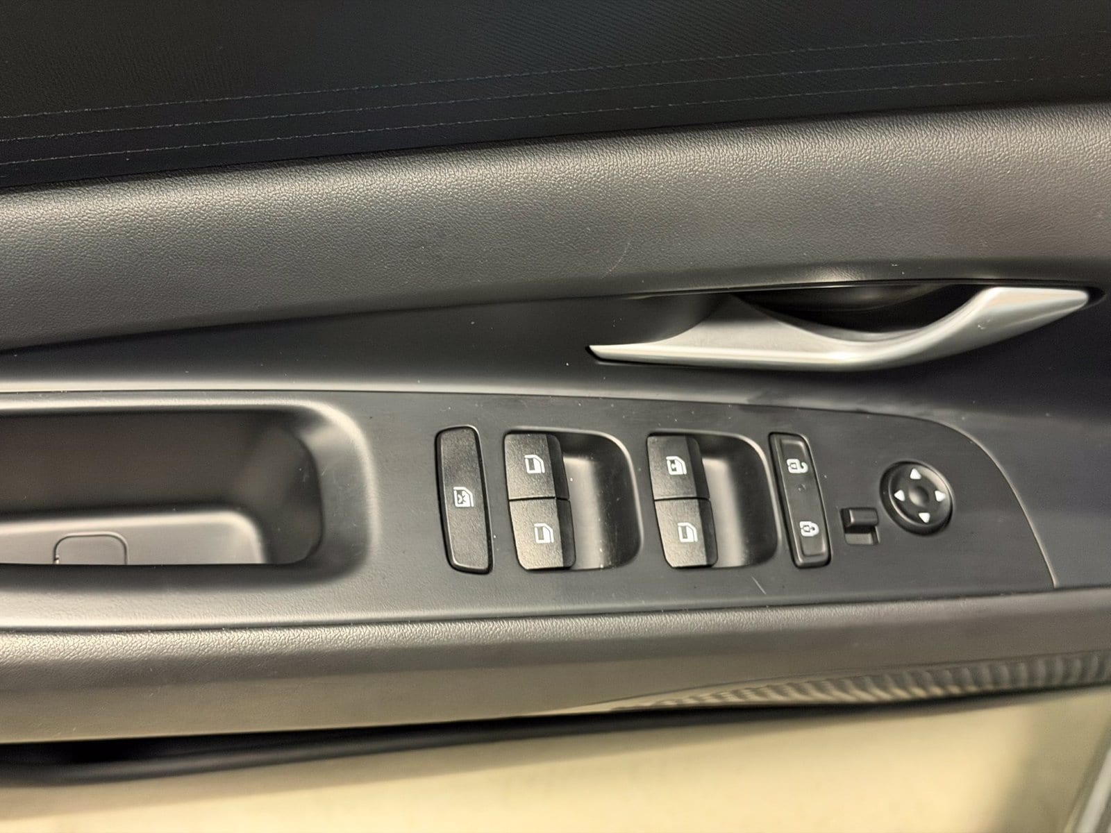2024 Hyundai Elantra SE - Photo 27