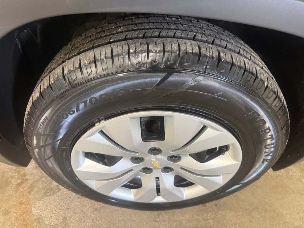2018 Chevrolet Trax LS - Photo 14